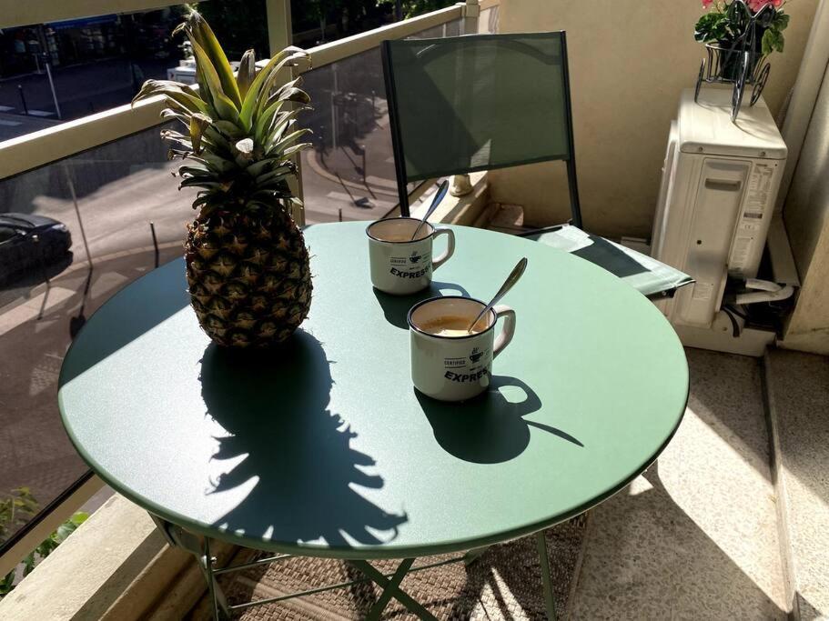 Balcon, Centre Ville, Proximite Plages, Commerces, Restaurants, Musees... Appartement Antibes